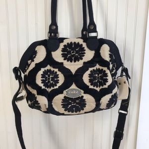 Lovely Diaper Bag! Cake (by Petunia Pickle Bottom)